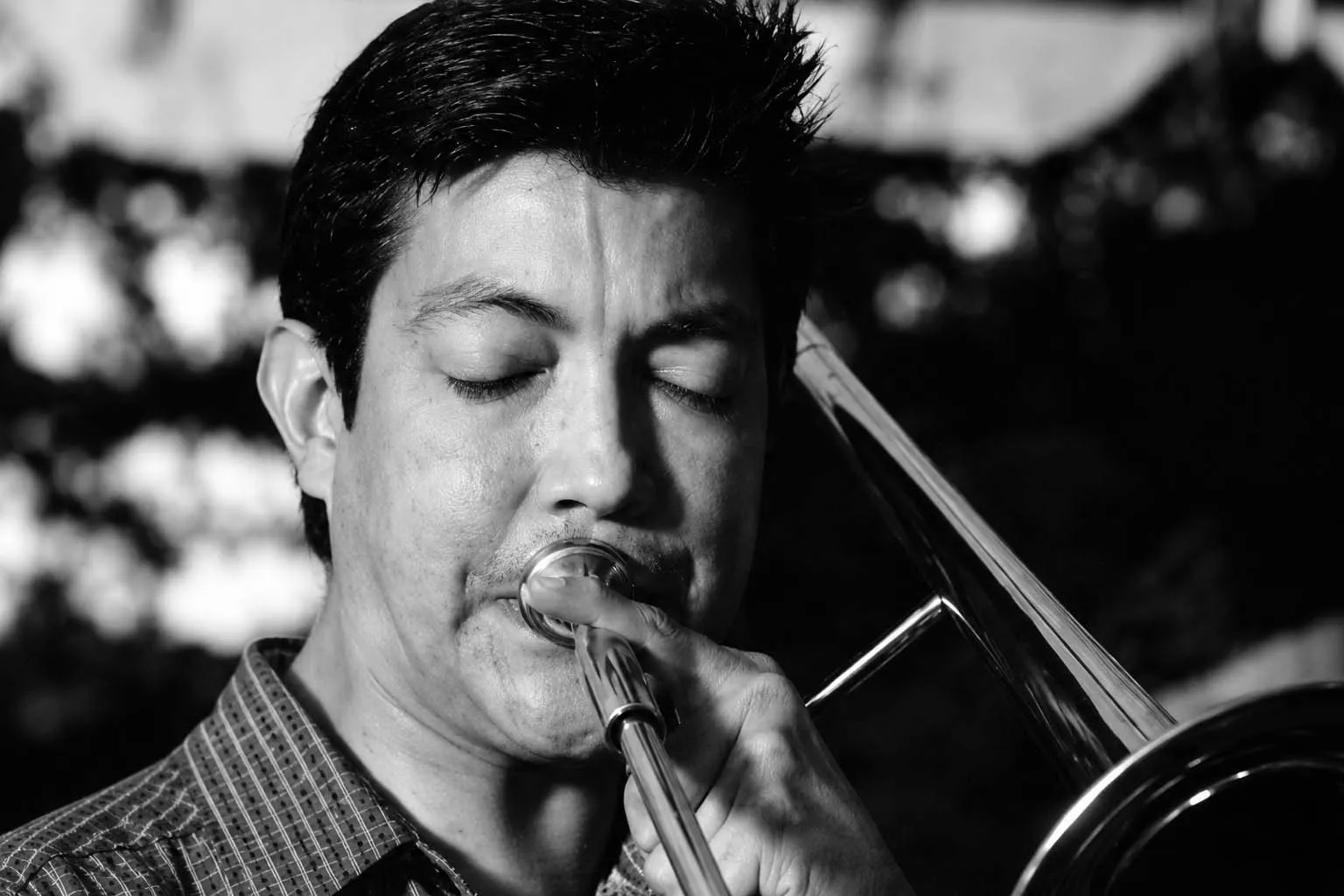 BAKER's DOZEN led by Freddie Mendoza